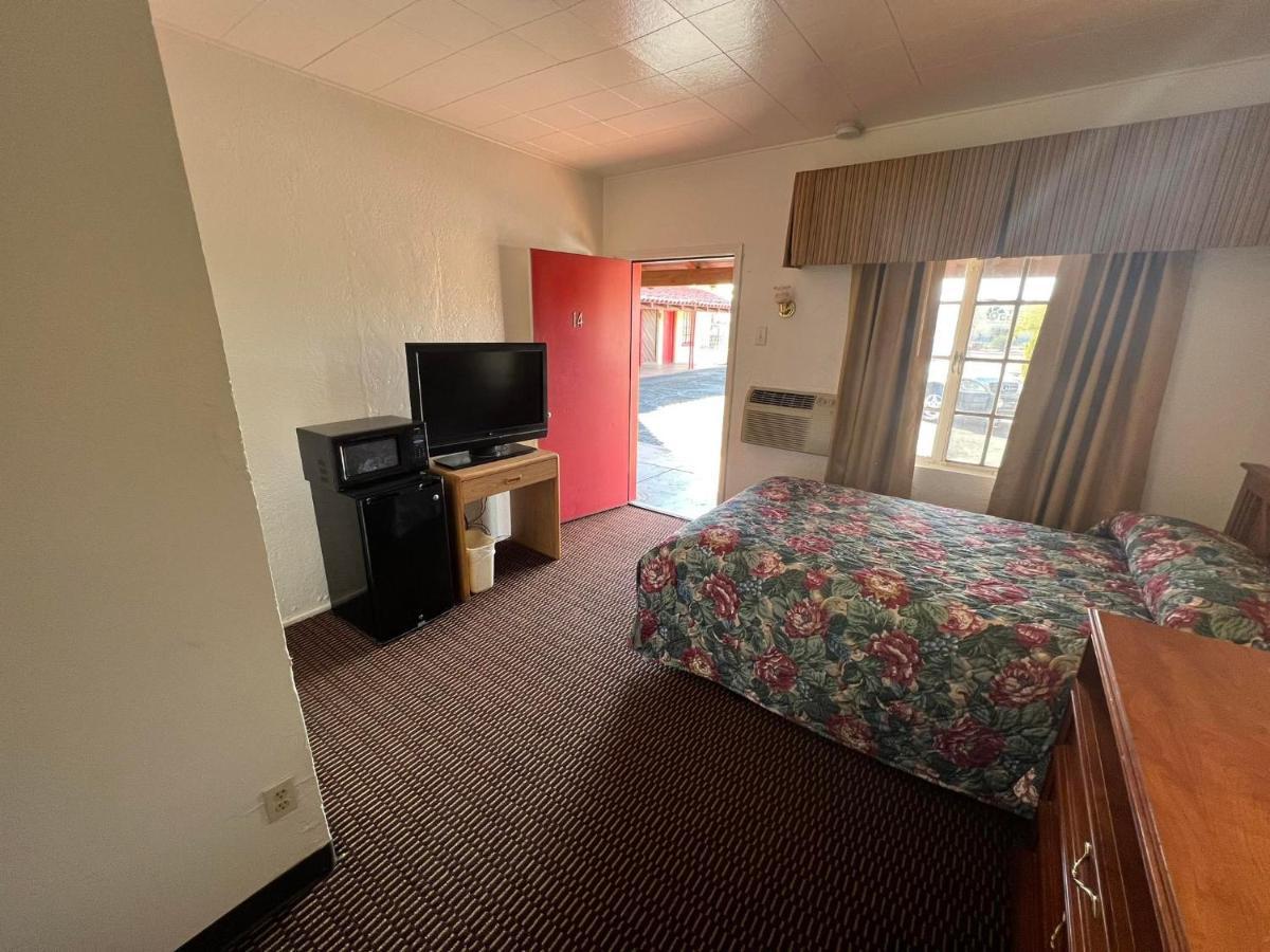 Quail Inn Motel Тусон Экстерьер фото